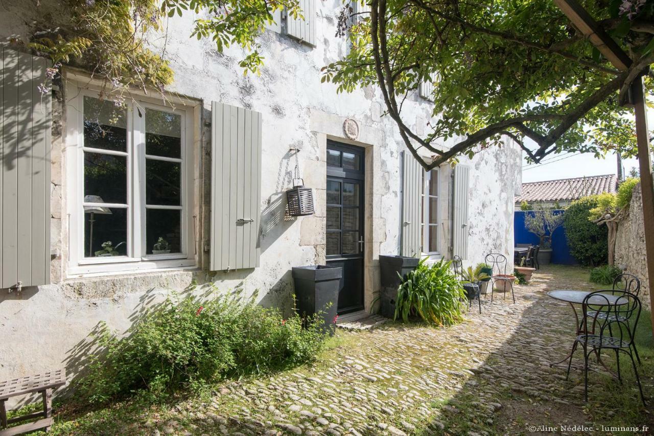 Le Clos Du Vieux Porche La Couarde-sur-Mer Exterior foto